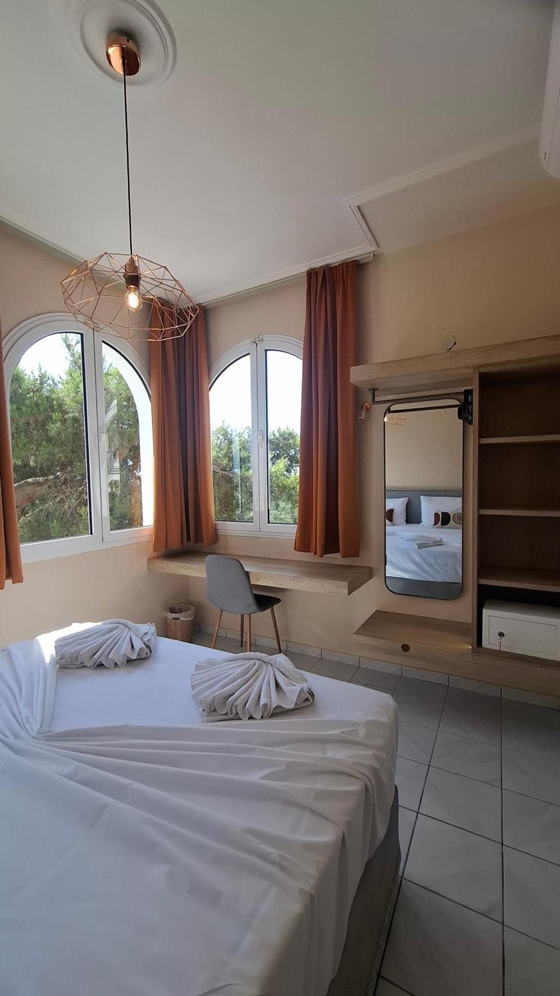 Aparthotel Sunflower &
